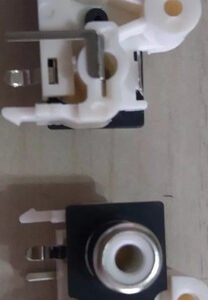 Kit 100 Peças - Tomada Rca Horizontal Av2-8,4-10 Br / Vm